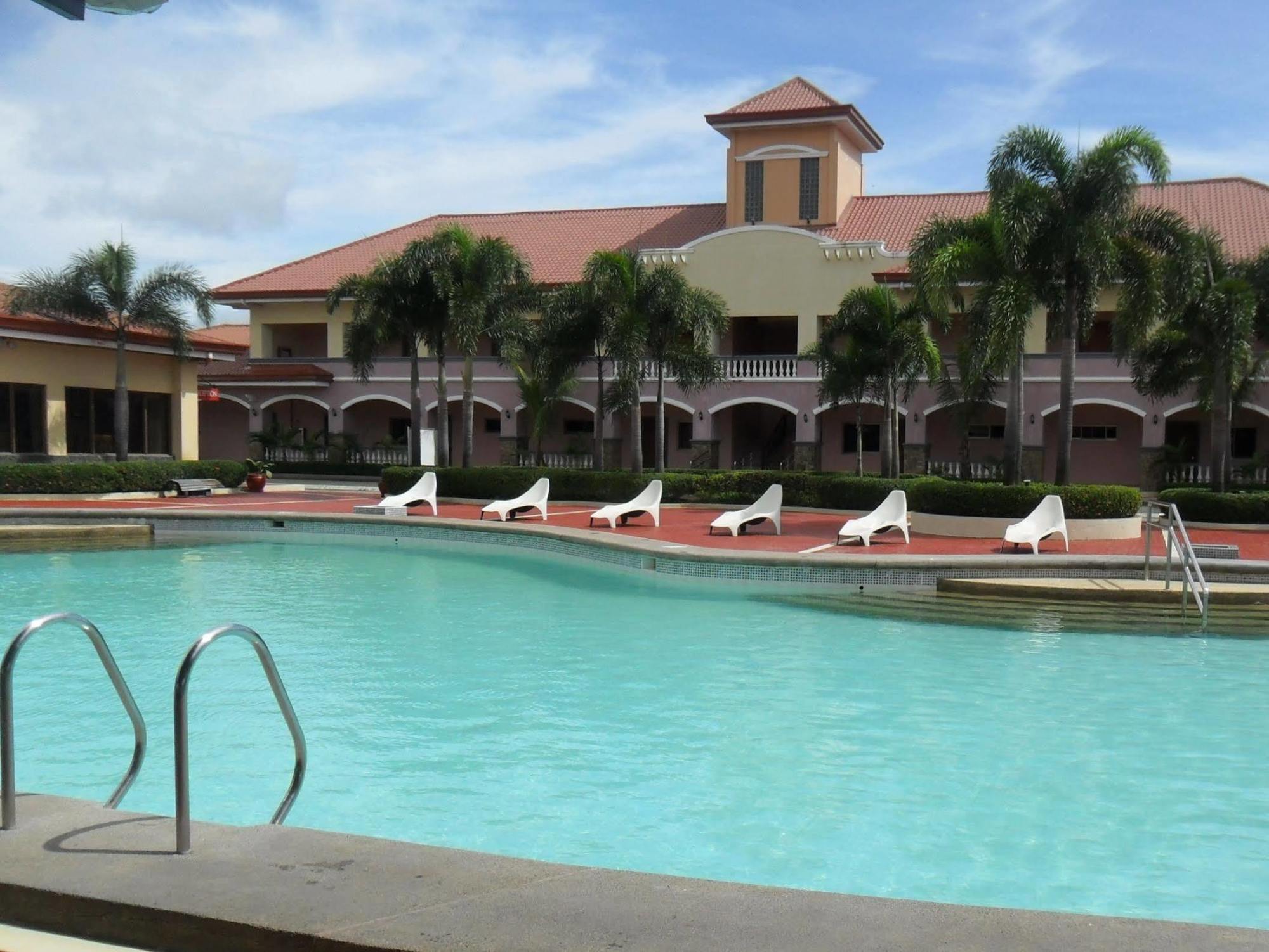 Subic Waterfront Resort And Hotel Εξωτερικό φωτογραφία
